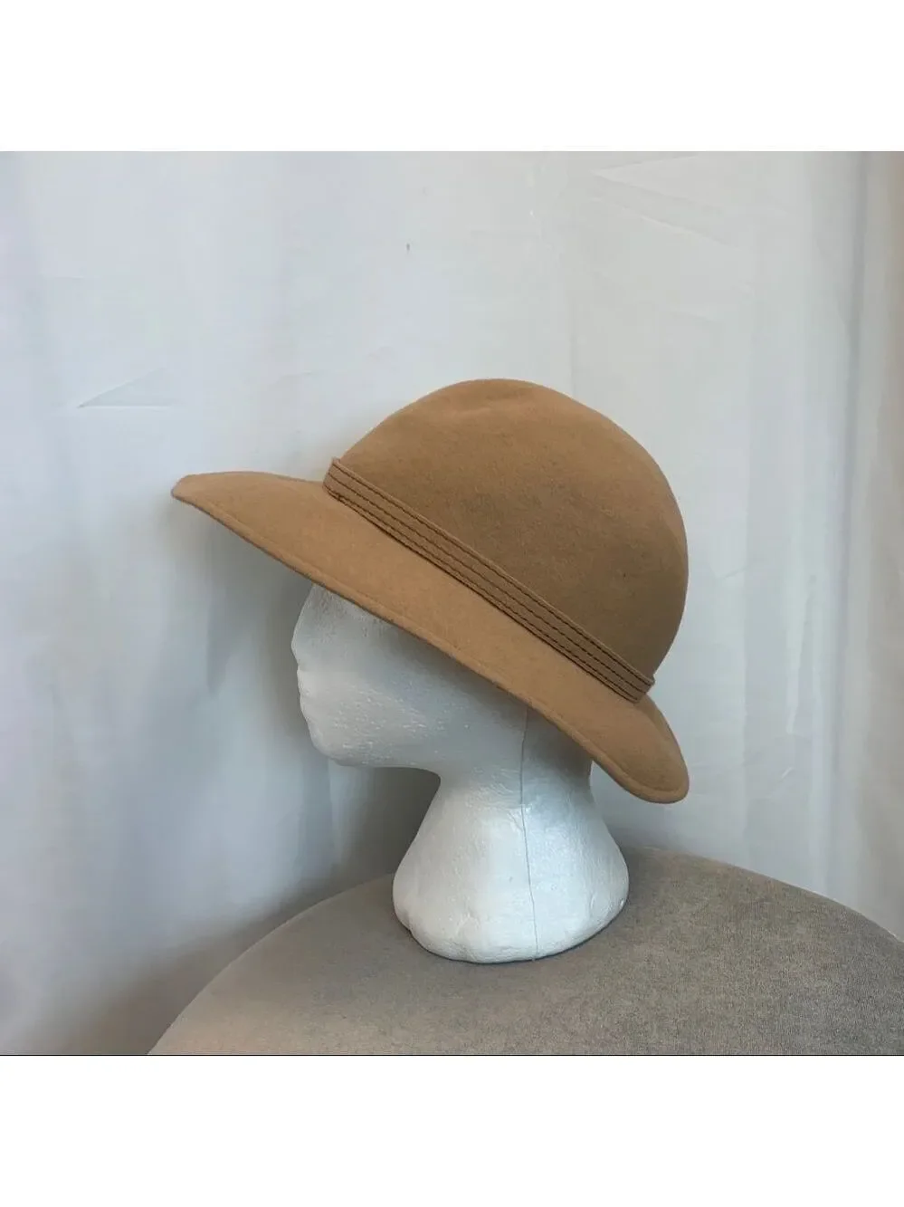 Camel brown felt hat